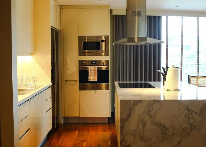 Poblacion Penthouse With Private Roofdeck Appartement *